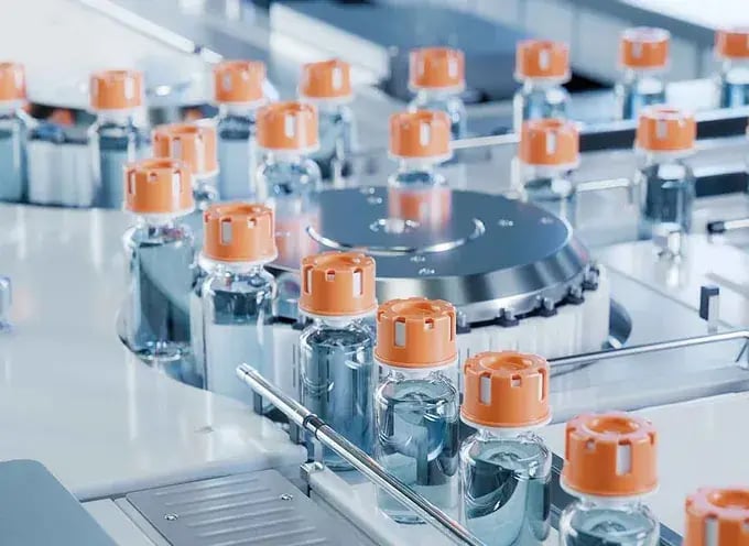 Assembly line with workpiece carriers in machinery and plant engineering