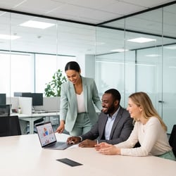 Freelance Private Equity Advisor Team at Work