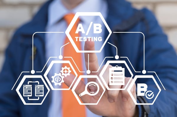 A/B-Testing im Recruiting: Sechseck-Grafik mit A/B-Testing-Symbolen
